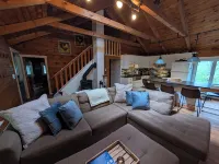 Cozy Log Home Retreat in the Catskills – Perfect for Families & Friends