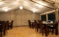 Lorian Safari Camp Hotels in Talek
