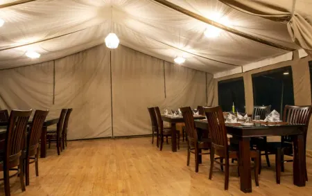 Lorian Safari Camp Отели рядом с достопримечательностью «Mara Triangle»