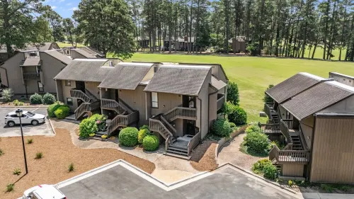 NEW reno! Walk to Pinehurst CC, The Cradle and enjoy the indoor putting green!