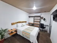 Nomad Living CR Hotels in Tarcoles