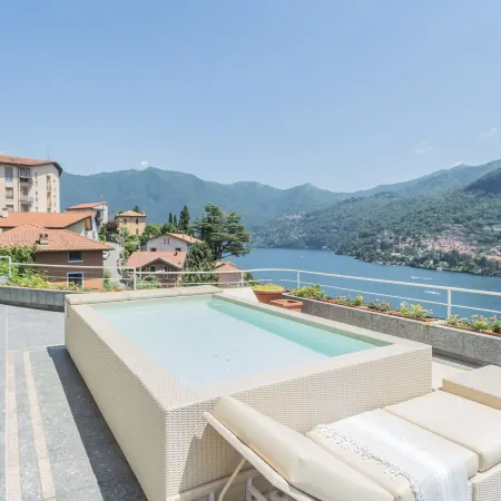 Villa Chiara Moltrasio with Private Garden by Rent All Como