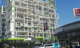 Zen Central CBD - Affordable 3-Bdrm Apt in the Heart of Darwin City