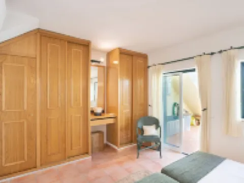 32 Vila castelo Casa Figueira - GREAT TOWNHOUSE Hotels in Ferragudo