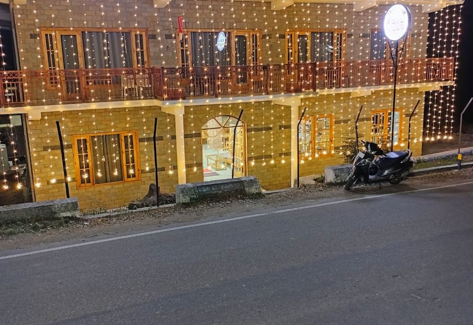 2. 호텔 폴 빌라..