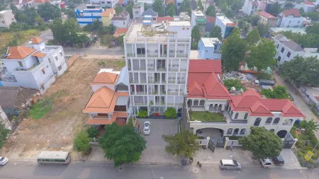 Lavender Hotel Отели рядом с достопримечательностью «Тхузаумот»