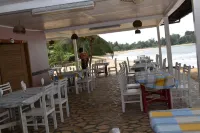 Hotel Tara Plage Hotels in Kribi