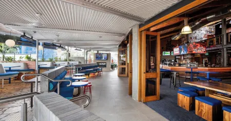 Arkaba Hotel Отели в г. Mitcham