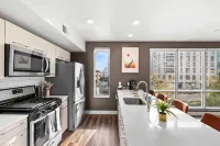 SLC Modern Retreat Pool & Parking Hotels in 