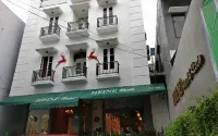 Heine Hotel Hotels in Wanea