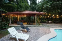 Ukinca Hostel Hotels in Dominical
