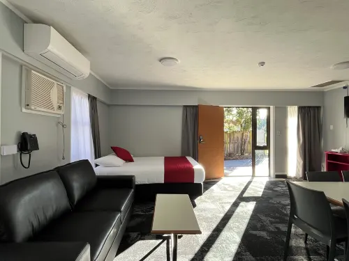 Beetham Park Motel