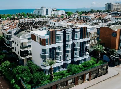 Sky Luxe Hotel