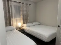 Charming 3-bedroom, 6 beds, 2 bathroom, house with AC and WiFi in awesome Odessa