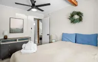 Whispering Pines Cabin w/Hot Tub!