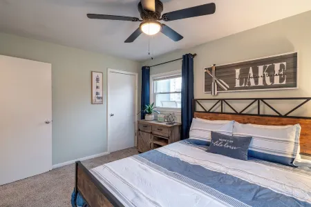 Cozy cottage with Lake Erie access