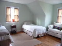 Beautiful Private 4 Br, Heated Pool. Close to Everything! Hotels in Springs