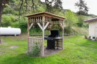 Dew Duck Inn