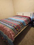 Newly Remodeled  Basement Studio!