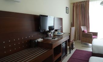 Hotel Devaragam