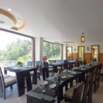 Pax Hotel Spring Solance 200 Mtr from Gandhi Chowk Khajjiyar Road