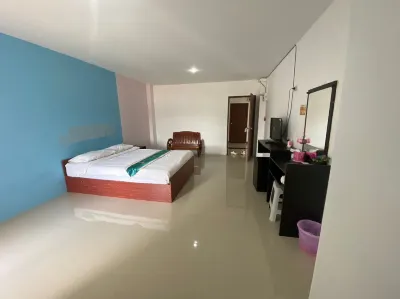 Ruen Bua Resident