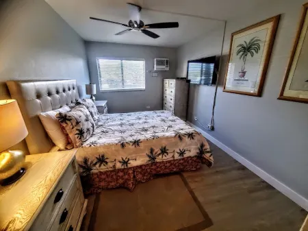 Maui Sunset B120 Beachfront, Ground Floor, Ocean-View, Families! Amenities! Pool Отели рядом с достопримечательностью «Kīhei Kalama Village»
