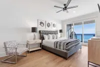 Henderson Beach Villa #4- Six on the Beach - 4-Star