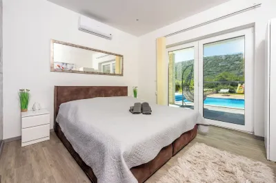 Villa Monte Adria  for 8 + 2 Pers.