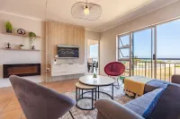 14 Big Bay Beach Club