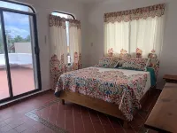 Señor Pedro Suite - spacious one bedroom located one block from the beach