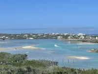 Charming “Poker Face” has Phenomenal Views & Dock Hotels in Elbow Cay