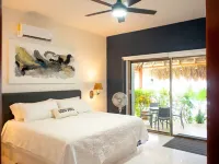 Beachfront Puerto Morelos Condo, Ground Floor, Pool, Rooftop Views, Walk to Town