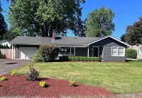 Cozy 3 bedroom home walkable to Oakway & Autzen Stadium