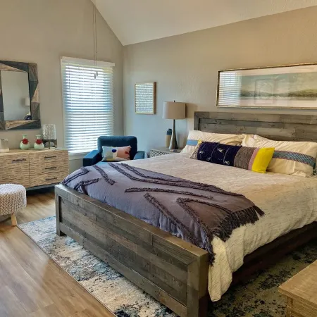 Beautiful vacation home in Kill Devil Hills. Enjoy the ocean and the sound.