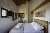 OLIVO apartment, 180 sqm, with private porch and shared swimming pool. Hotel a Provincia di Ancona