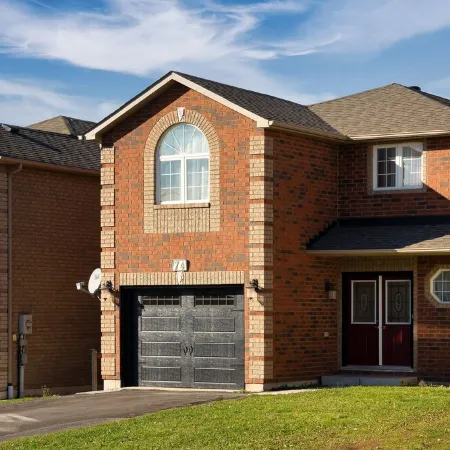Stylish & Cozy - 4Bdrm House Fast WIFI, 2.5 Bath