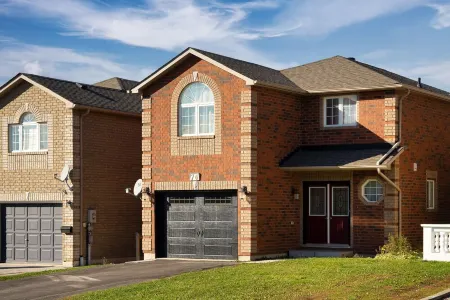 Stylish & Cozy - 4Bdrm House Fast WIFI, 2.5 Bath