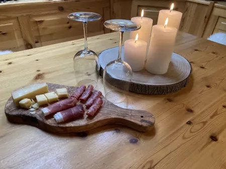 Luxury chalet with panoramic views in the Lötschental, with private carport Отели в г. Киппель