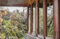 House in the Clouds : As seen on Netflix