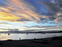 Villa De Cortez Condo!  Beachfront, Sunrises, Fishing and Pickleball await! - ビーチサイド
