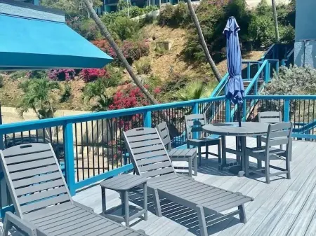 Platinum Paradise! Renovated/Modern Luxury! Romantic Couples Getaway! Book Now!