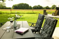 5 star vacation home for 1-4 pers. Garden, quiet location, 5 km to the beach Các khách sạn ở Dollerup