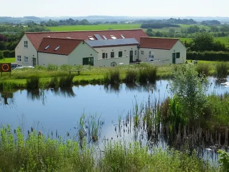 Rose's Rest is a lovely cosy cottage for couples in the Lincolnshire Wolds Отели в г. Гритам вит Сомерсби