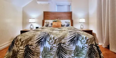 "Sweet Ting" Charming 3-bedroom cottage in Spanish Wells, Just Steps to beach Các khách sạn ở 