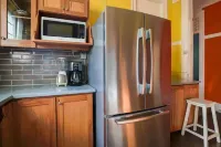 Cheerful 3-bedroom villa with on premises parking