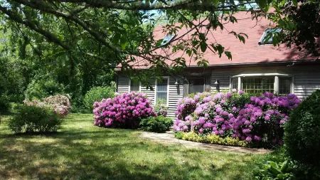 " The Eastham Cape House" Отели в г. Истам