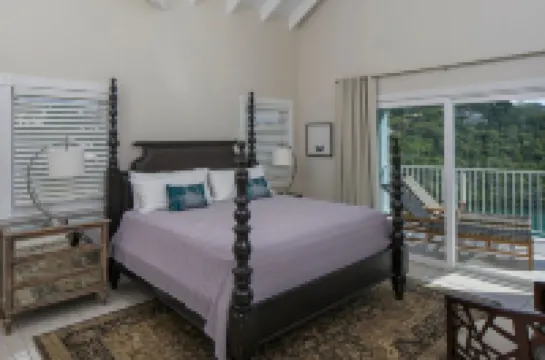 MANGO MOJO: Spacious Luxury Penthouse; Endless Sea Views; Pool; Walk to Town! 住宿飯店