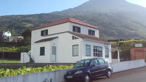 Calm and rest combined with well-being with great views of the mountain and sea