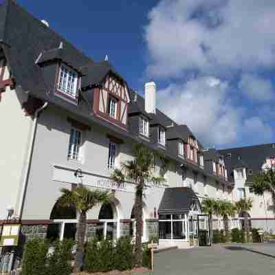 Hôtel de Diane Hotel Exterior